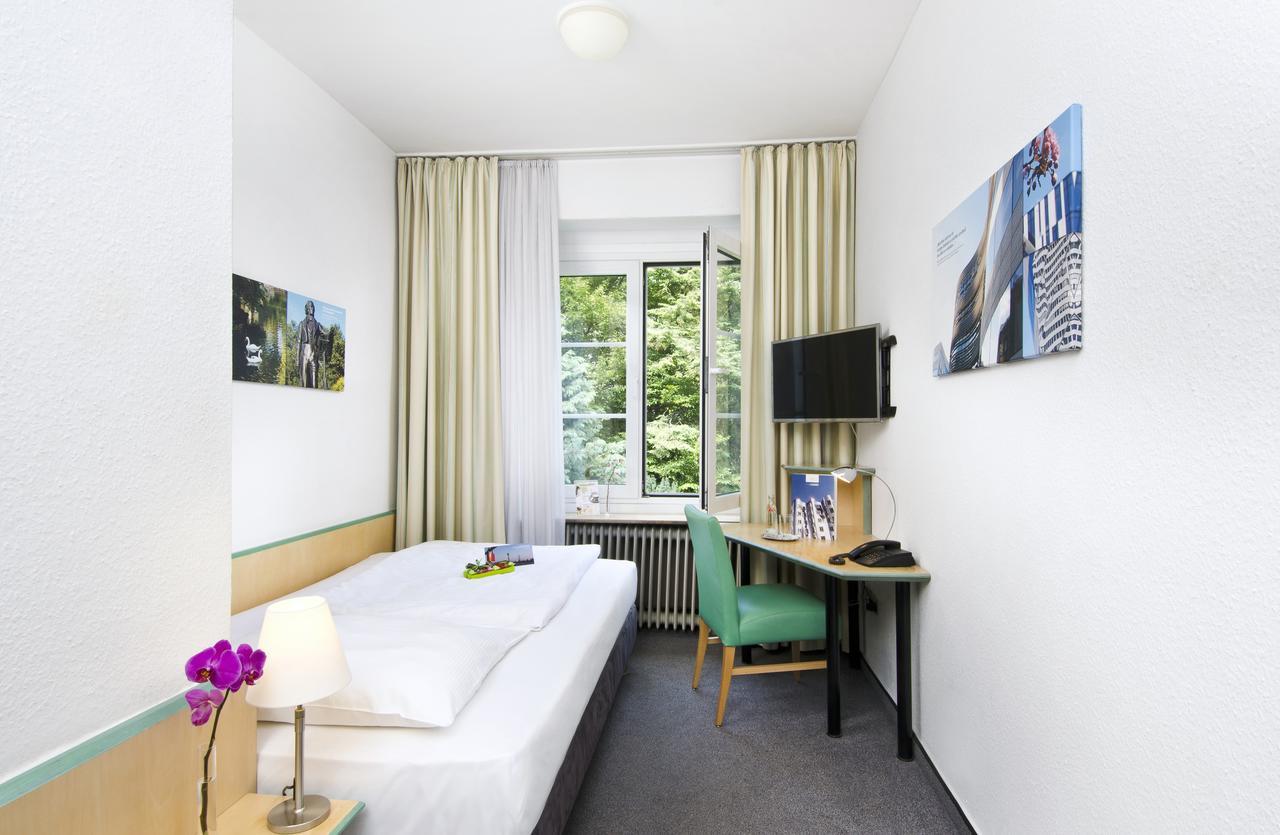 Hotel am Hofgarten Düsseldorf Exterior foto